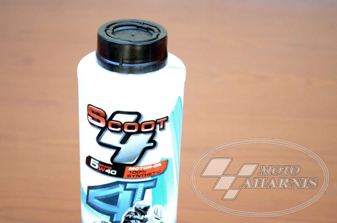 ΛΑΔΙ ΚΙΝΗΤΗΡΑ 4T IPONE SCOOT 4 5W40 (1L) ΛΑΔΙ ΚΙΝΗΤΗΡΑ 4T IPONE SCOOT 4 5W40 (1L)